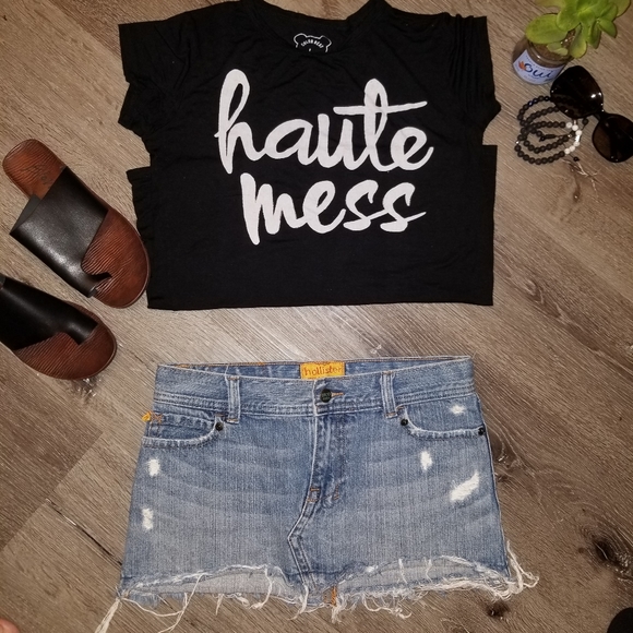 Hollister Distressed Denim Mini Skirt - Picture 1 of 3